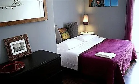 Bed and breakfast Ay *