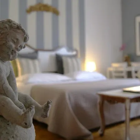 Ay B&B
